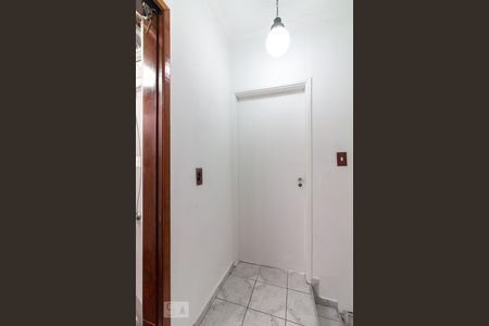 Corredor de casa para alugar com 2 quartos, 178m² em Macedo, Guarulhos