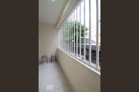 Sacada da Sala de casa à venda com 3 quartos, 103m² em Vila Camargos, Guarulhos
