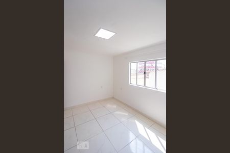 Quarto de casa para alugar com 1 quarto, 65m² em São Geraldo, Belo Horizonte