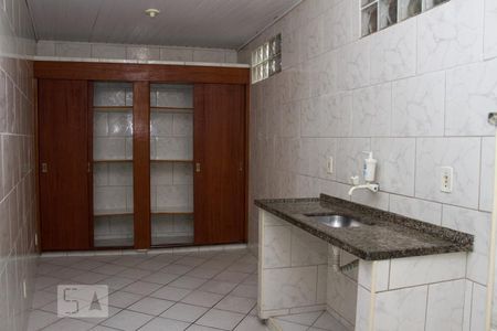 Cozinha de casa para alugar com 1 quarto, 80m² em Jardim Sulacap, Rio de Janeiro