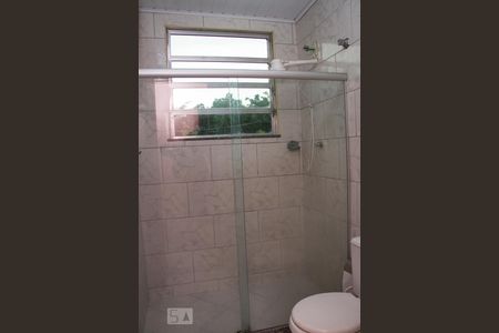 Banheiro de casa para alugar com 1 quarto, 80m² em Jardim Sulacap, Rio de Janeiro