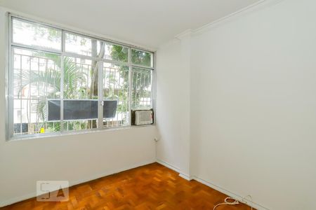 Quarto 2 de apartamento para alugar com 3 quartos, 96m² em Copacabana, Rio de Janeiro