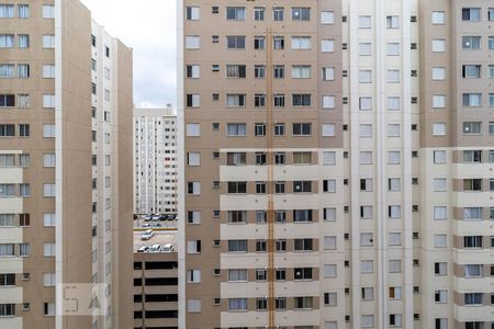 Vista da Sala de apartamento para alugar com 2 quartos, 42m² em Jardim Iris, São Paulo