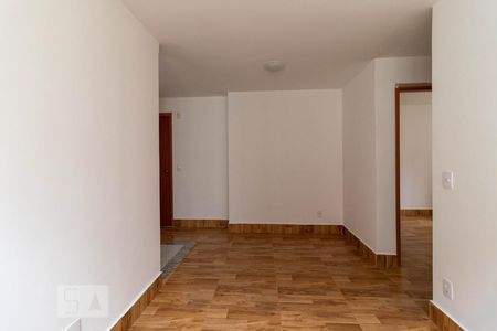 Sala de apartamento para alugar com 2 quartos, 42m² em Jardim Iris, São Paulo