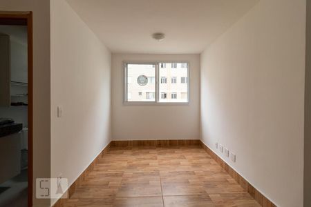 Sala de apartamento para alugar com 2 quartos, 42m² em Jardim Iris, São Paulo