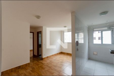 Sala de apartamento para alugar com 2 quartos, 42m² em Jardim Iris, São Paulo