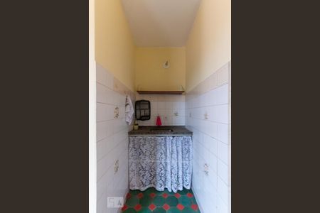 Cozinha de kitnet/studio para alugar com 1 quarto, 18m² em Jardim Semiramis, Cotia