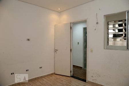 Quarto 2  de casa para alugar com 2 quartos, 100m² em Parque Rebouças, São Paulo