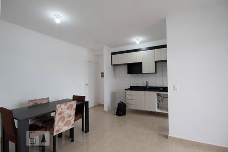Sala de apartamento para alugar com 2 quartos, 49m² em São Pedro, Osasco