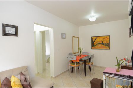 Sala de apartamento à venda com 2 quartos, 60m² em Jardim Paraventi, Guarulhos