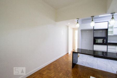 Apartamento à venda com 69m², 2 quartos e sem vagaSala