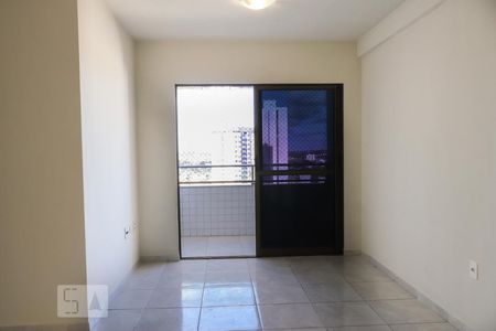 Sala de apartamento para alugar com 3 quartos, 80m² em Casa Amarela, Recife