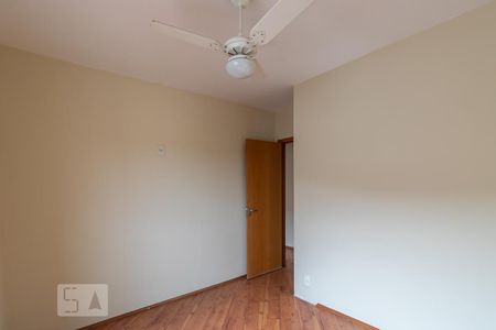 Quarto 1 de apartamento para alugar com 2 quartos, 55m² em Vila Marieta, São Paulo