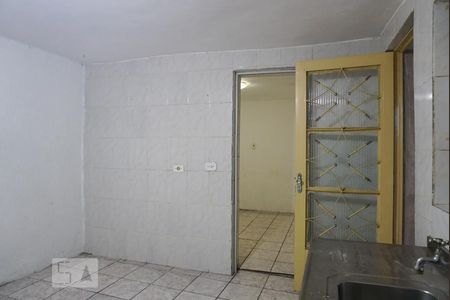 Sala/Cozinha de casa para alugar com 1 quarto, 40m² em Jardim Santa Maria, São Paulo