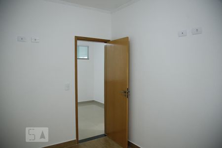 Quarto 1 de casa de condomínio para alugar com 2 quartos, 65m² em Vila Alpina, São Paulo