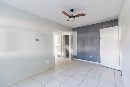 Sala de apartamento para alugar com 2 quartos, 50m² em Jardim Atlântico, Florianópolis