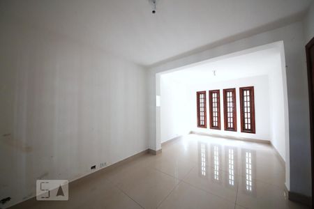 Sala de casa à venda com 3 quartos, 100m² em Cupecê, São Paulo