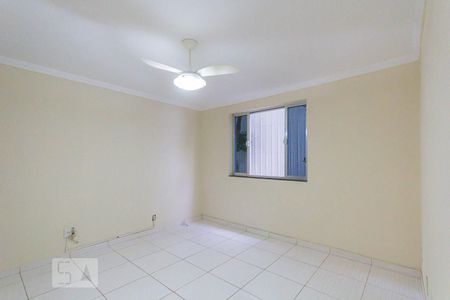 Sala de apartamento para alugar com 2 quartos, 48m² em Jacarepaguá, Rio de Janeiro