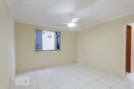 Sala de apartamento para alugar com 2 quartos, 48m² em Jacarepaguá, Rio de Janeiro