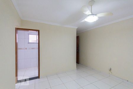 Sala de apartamento para alugar com 2 quartos, 48m² em Jacarepaguá, Rio de Janeiro