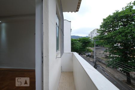 Varanda de apartamento para alugar com 3 quartos, 90m² em Grajaú, Rio de Janeiro