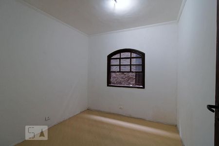 Quarto 2 de casa para alugar com 2 quartos, 75m² em Parque Arariba, São Paulo