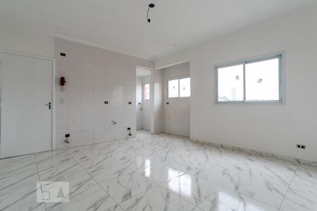 Sala/Cozinha de apartamento à venda com 2 quartos, 56m² em Vila Sao Vicente, São Paulo