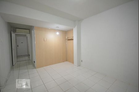 Sala de apartamento para alugar com 1 quarto, 42m² em Botafogo, Rio de Janeiro