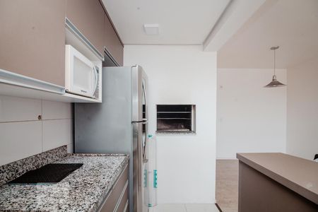 Cozinha - Detalhe de apartamento para alugar com 2 quartos, 65m² em Passo da Areia, Porto Alegre