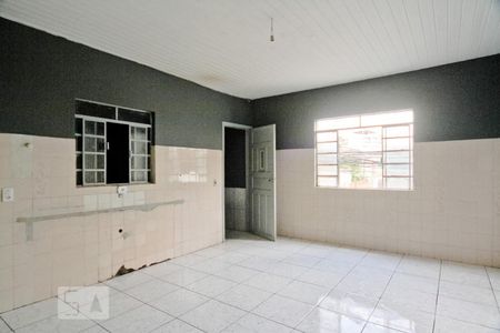 Cozinha de casa para alugar com 2 quartos, 100m² em Vila Penteado, São Paulo