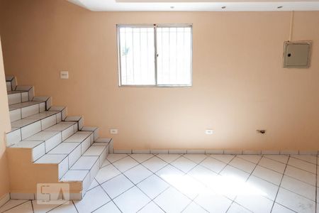 Sala de casa para alugar com 3 quartos, 150m² em Vila Graziela, São Paulo