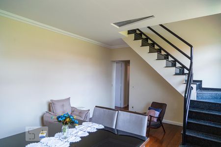 Sala 1 de apartamento para alugar com 3 quartos, 180m² em Santa Cruz, Belo Horizonte