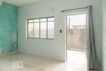 Sala de casa para alugar com 3 quartos, 323m² em Vila Nhocune, São Paulo