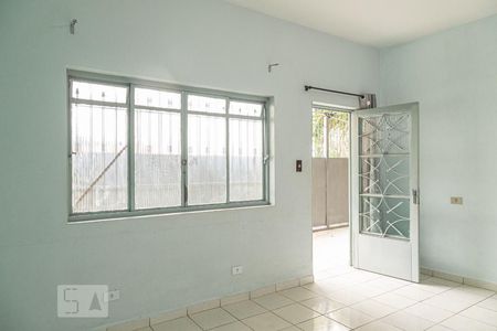 Sala de casa para alugar com 3 quartos, 323m² em Vila Nhocune, São Paulo