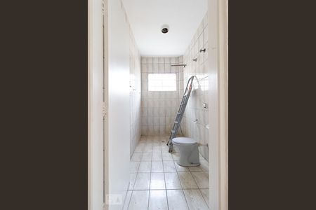 Casa à venda com 40m², 1 quarto e sem vaga Casa à venda com 40m², 1 quarto e sem vagaBanheiro