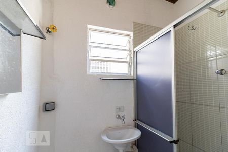 Banheiro  de casa à venda com 1 quarto, 45m² em Vila Gumercindo , São Paulo