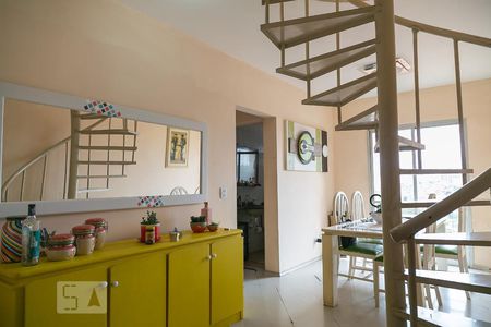 Apartamento para alugar com 120m², 2 quartos e 1 vagaSala