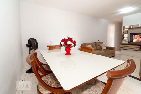 Sala de Jantar de casa para alugar com 2 quartos, 83m² em Residencial Center Ville, Goiânia