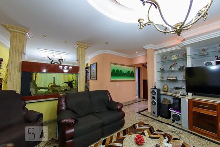 Sala de casa à venda com 3 quartos, 300m² em Vila Rosalia, Guarulhos