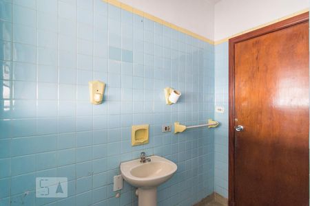 Banheiro 1 de casa à venda com 4 quartos, 300m² em Bangú, Santo André