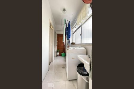 Apartamento para alugar com 163m², 3 quartos e 1 vaga Apartamento para alugar com 163m², 3 quartos e 1 vagaÁrea de Serviço