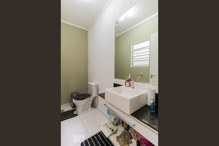 Lavabo de casa à venda com 3 quartos, 210m² em Vila Sao Francisco, São Paulo
