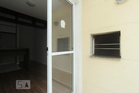 SACADA de apartamento para alugar com 2 quartos, 74m² em Humaitá, Porto Alegre