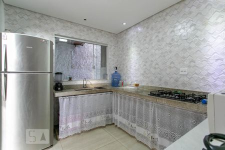 Casa à venda com 340m², 3 quartos e 6 vagas Casa à venda com 340m², 3 quartos e 6 vagasCozinha