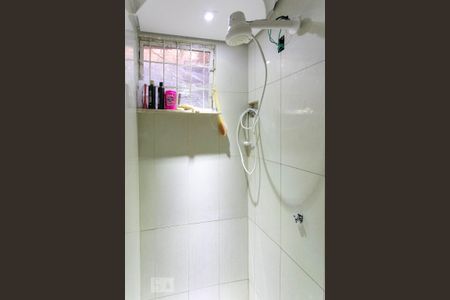 Casa à venda com 340m², 3 quartos e 6 vagas Casa à venda com 340m², 3 quartos e 6 vagasBanheiro da Suíte