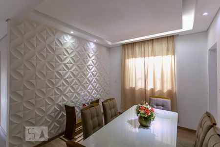 Casa à venda com 340m², 3 quartos e 6 vagas Casa à venda com 340m², 3 quartos e 6 vagasSala de Jantar