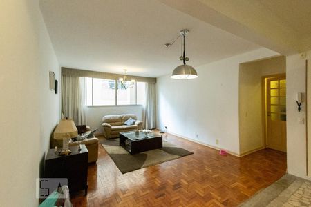 Sala de apartamento para alugar com 3 quartos, 96m² em Moema, São Paulo