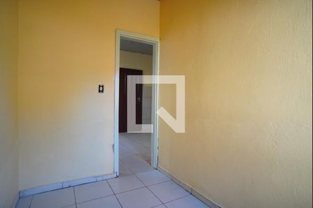 Quarto 2 de casa para alugar com 2 quartos, 60m² em Jardim São Pedro, Porto Alegre