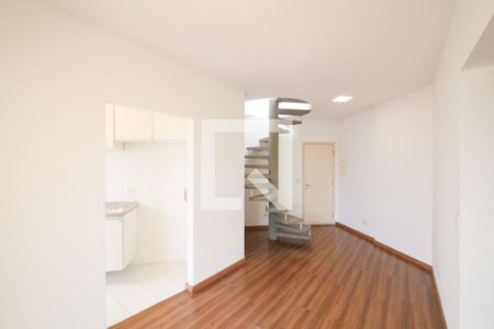 Sala de apartamento à venda com 2 quartos, 98m² em Jardim Monte Kemel, São Paulo