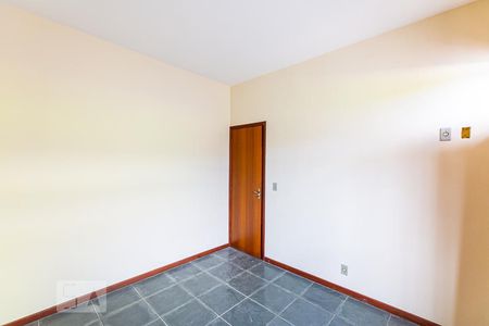 Quarto 1 de casa de condomínio à venda com 2 quartos, 171m² em Itaipu, Niterói